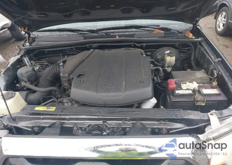 2015 Toyota Tacoma Base V6 из США, поврежденный, VIN 3TMLU4EN7FM176742